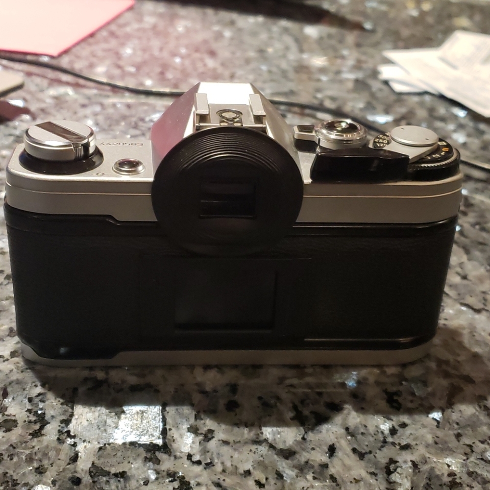 CANON AE-1 MINT condition RARE - Picture 3 of 4